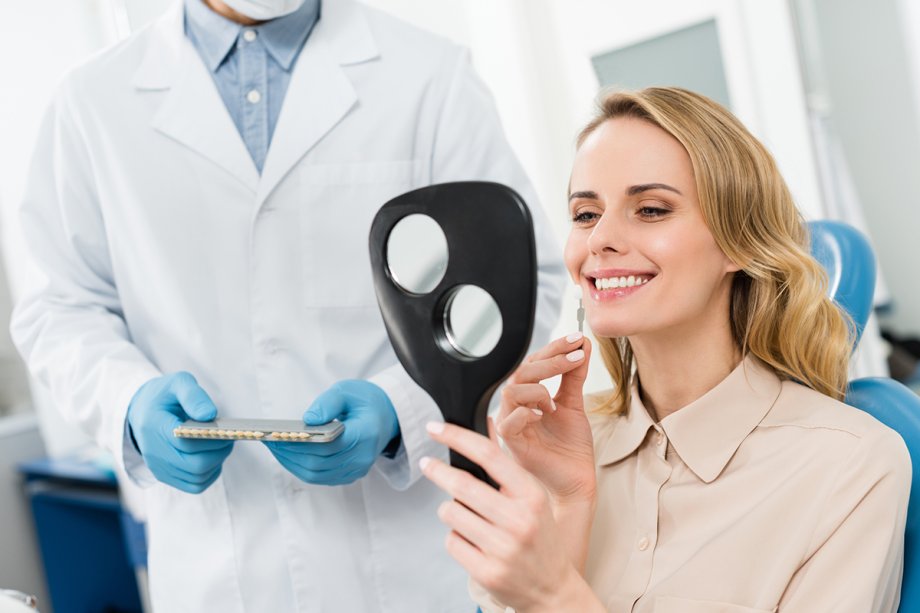 5 Signs You May Be a Good Candidate for Veneers