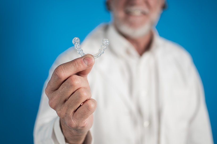 Invisalign vs. Traditional Braces: Which Is Right for You in Scarsdale, NY?