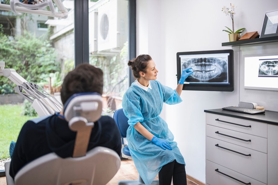 Single Tooth Implant vs. Implant-Supported Bridge: Which One Do You Need?